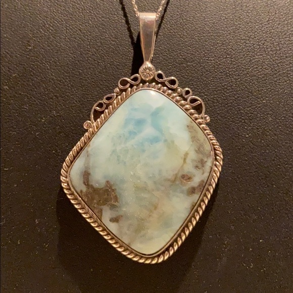 💙Gorgeous Larimar Pendant 💙 - Picture 5 of 13